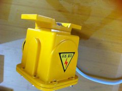 S128皮帶防撕裂開關(guān)撕裂檢測器工廠直營 S128皮帶防撕裂開關(guān)撕裂檢測器工廠直營