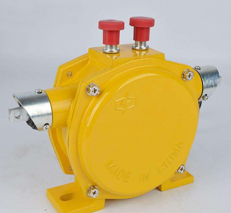 AS-LS350手動耐酸堿雙向拉繩開關(guān)、ATLS-100B22拉繩開關(guān)都經(jīng)過防水測試生產(chǎn)廠家